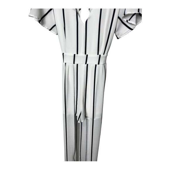 Crystal Doll junior's white and black striped romper size 3 - Picture 6 of 13